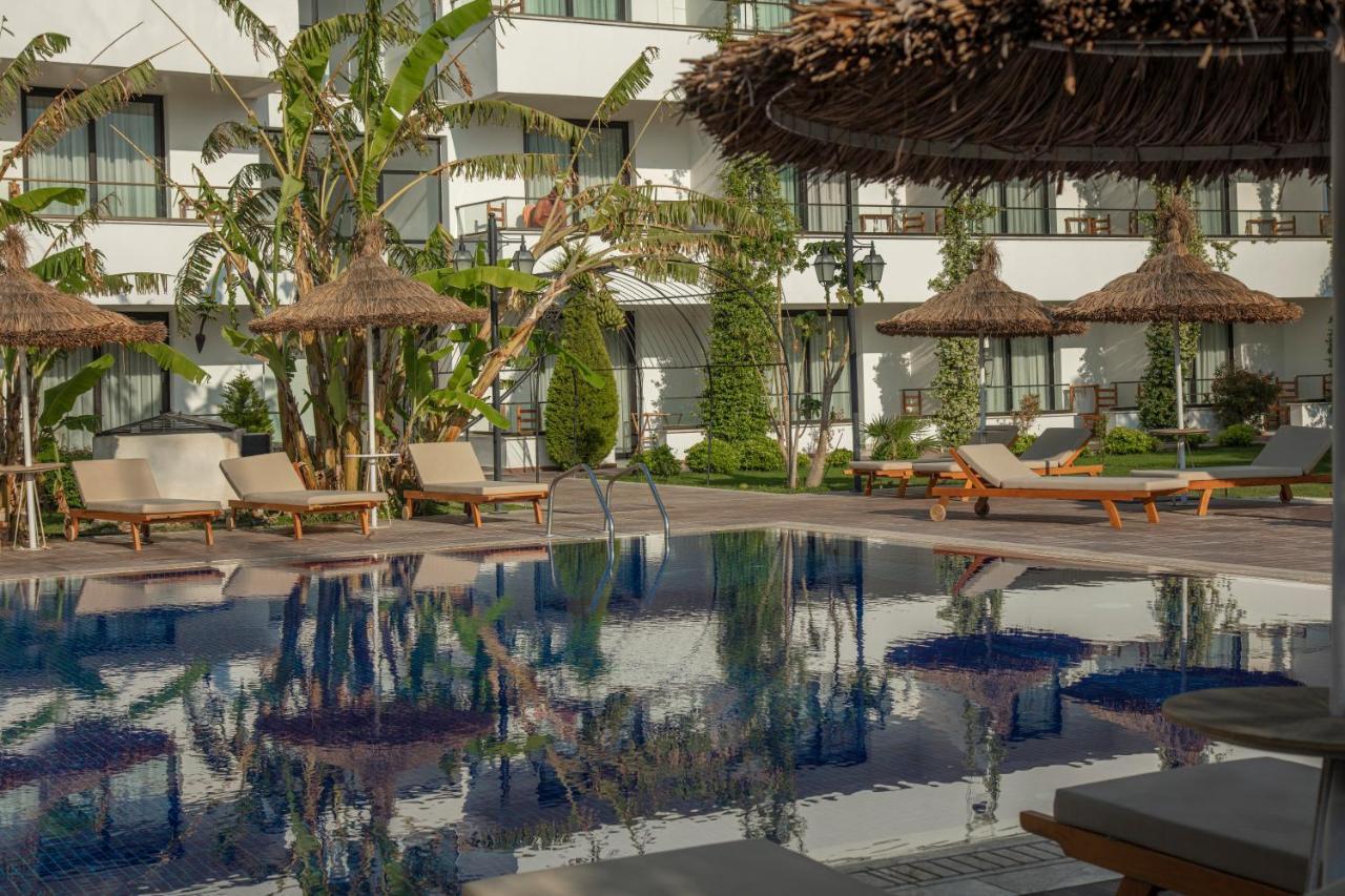 Palmonte Suites Hotel & Spa Karavas  Dış mekan fotoğraf