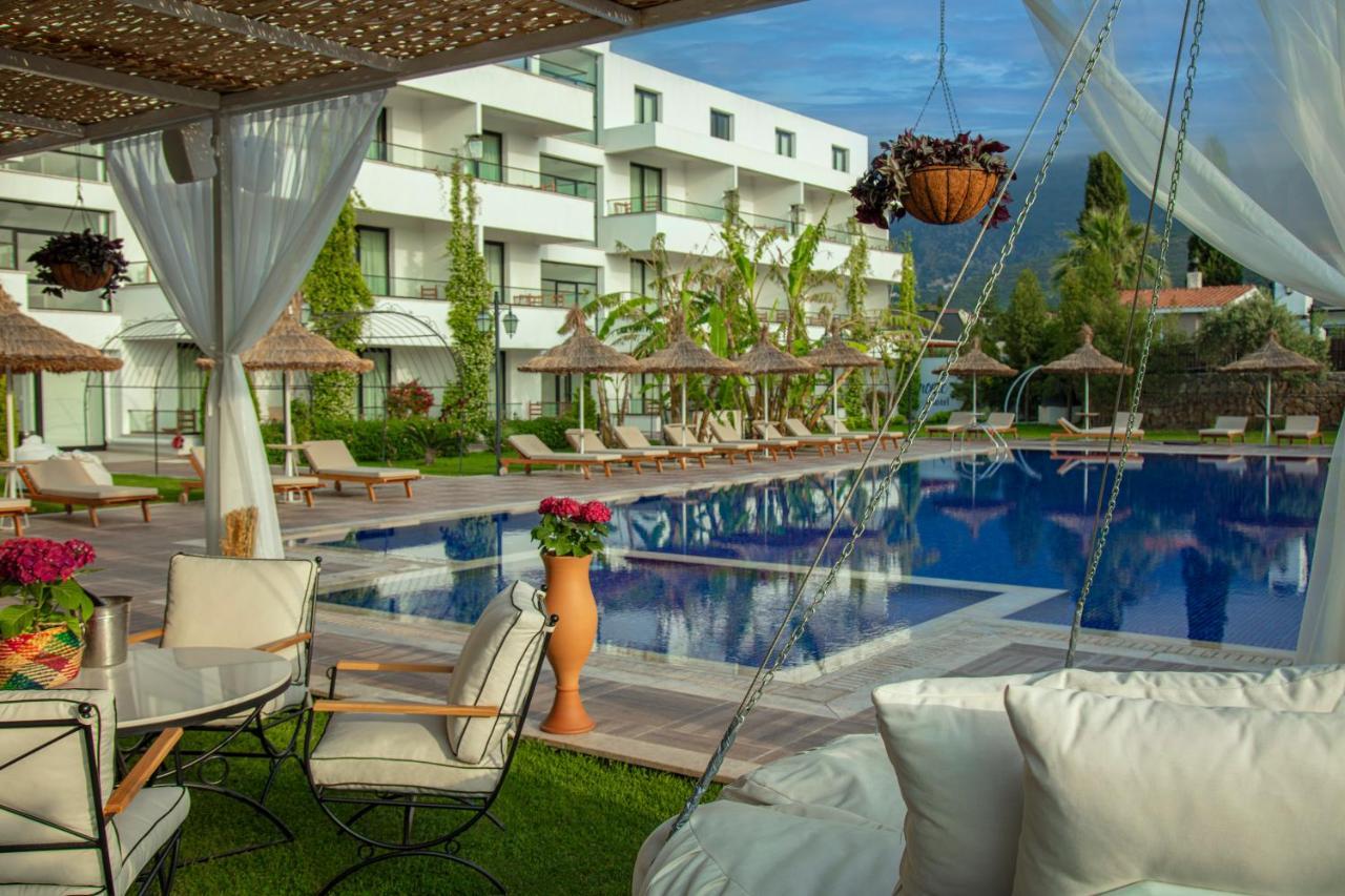 Palmonte Suites Hotel & Spa Karavas  Dış mekan fotoğraf