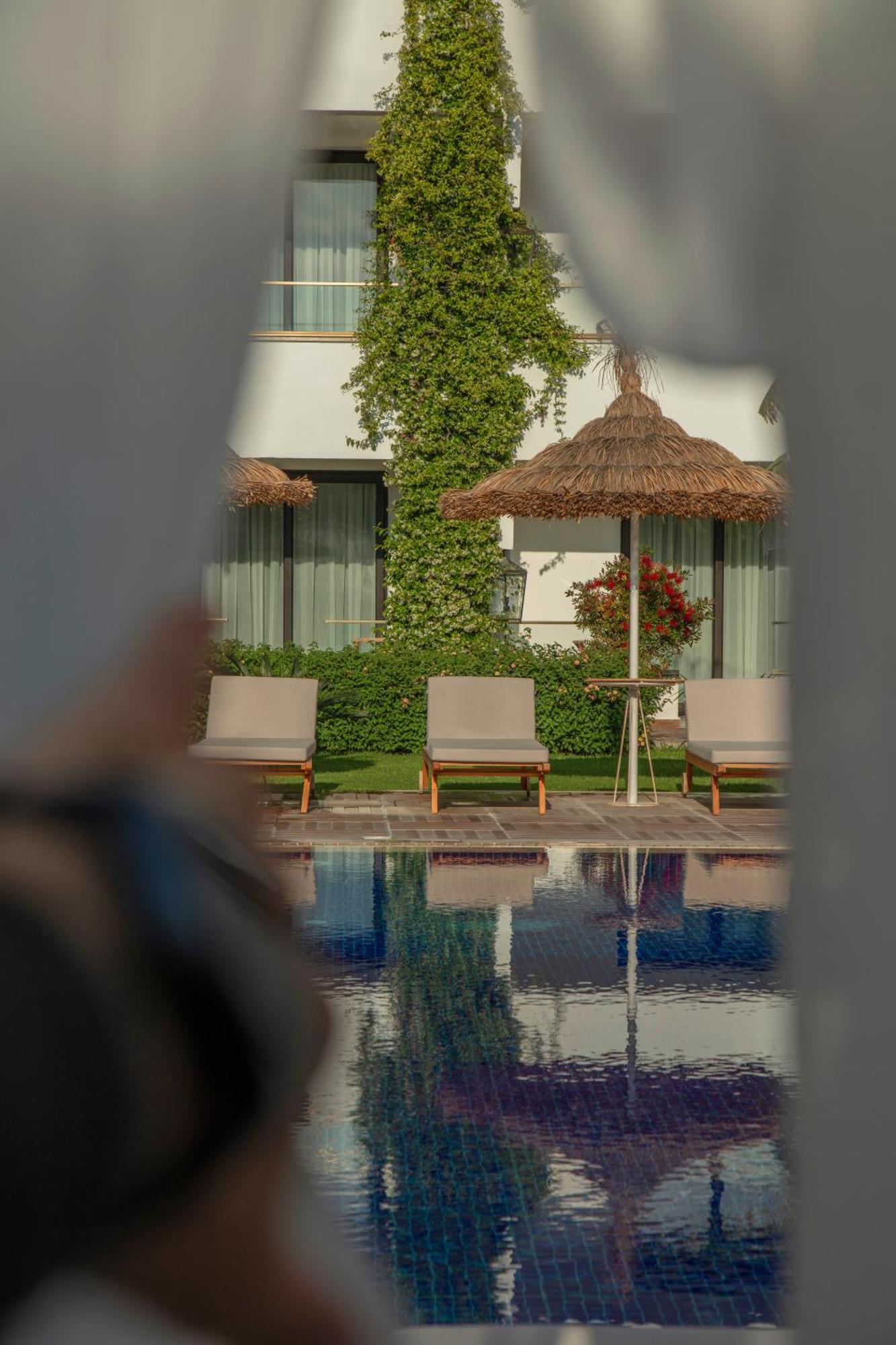 Palmonte Suites Hotel & Spa Karavas  Dış mekan fotoğraf