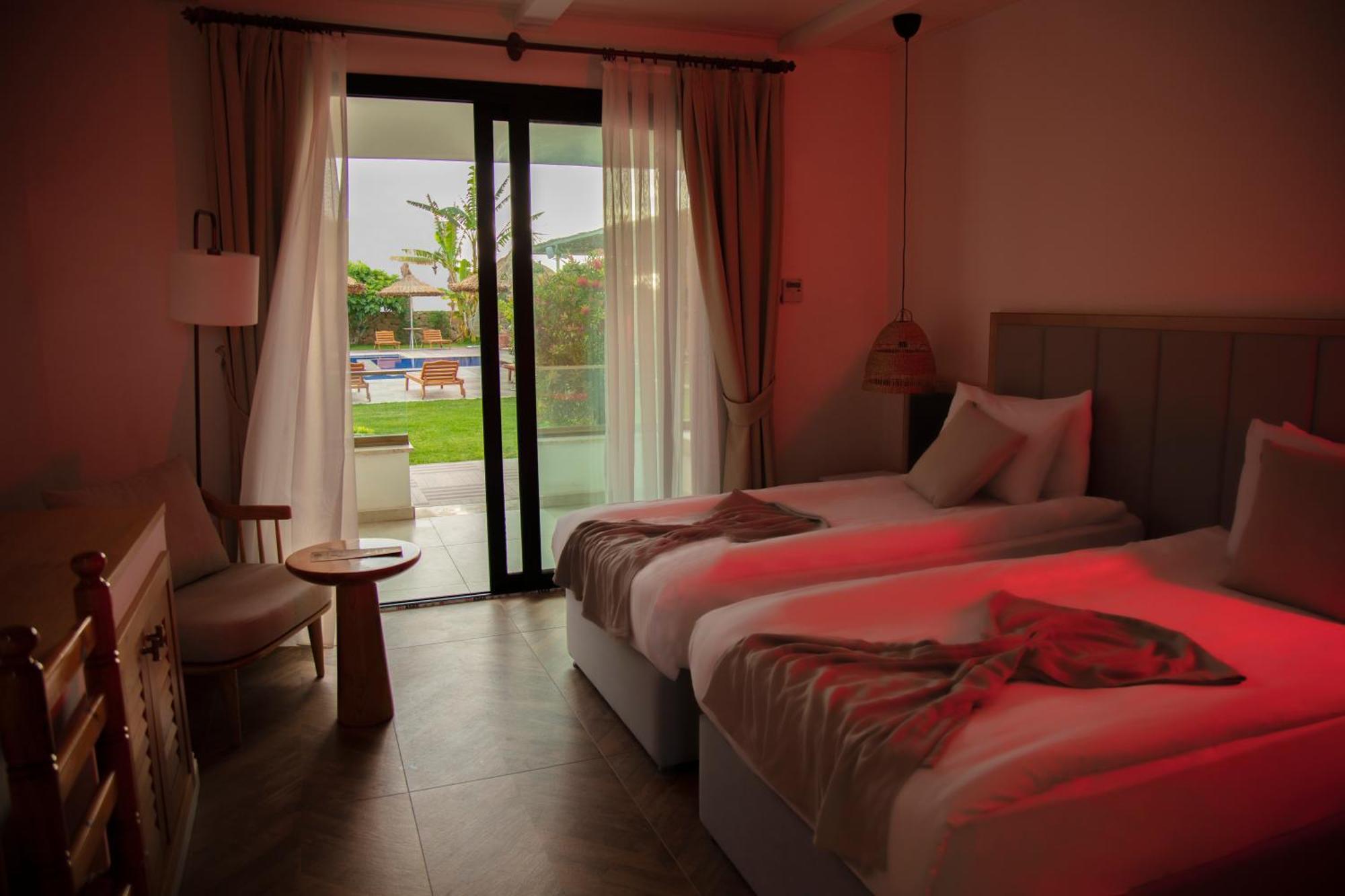 Palmonte Suites Hotel & Spa Karavas  Dış mekan fotoğraf